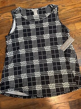 Multiples Women’s Black and White Plaid Sleeveless Top